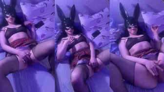 sosedka-sverhy bongacams 01-05-2025 домашние ласки перед камерой