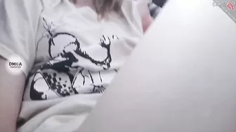 Emolina Bongacams 28-05-2025 лежит красивую киску своей подруге
